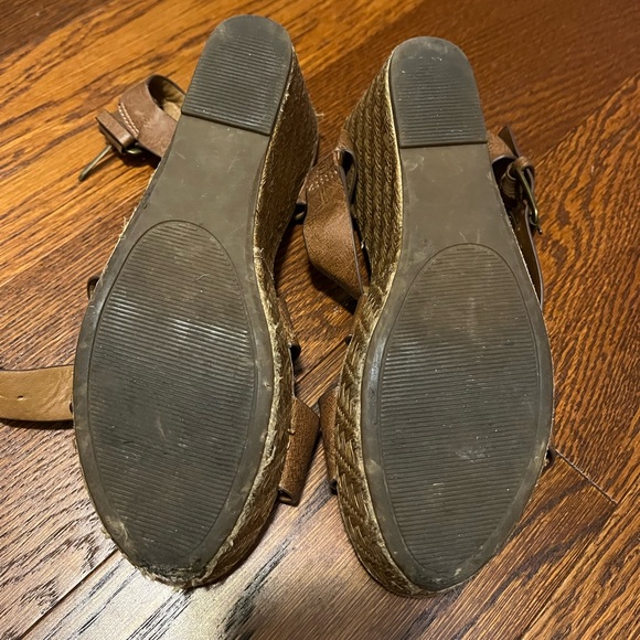 Jellypop Leather wedges size 7 1/2 - Picture 3 of 4